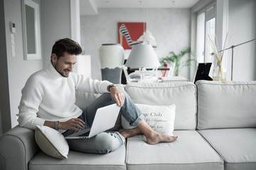 Home sitting ou gardiennage ? 